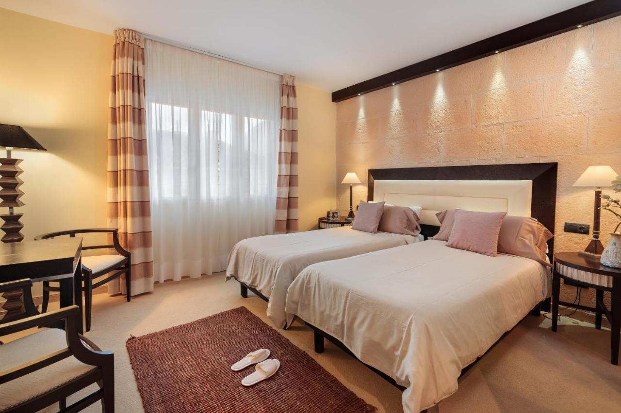 Hotel San Miguel Mahón Zewnętrze zdjęcie
